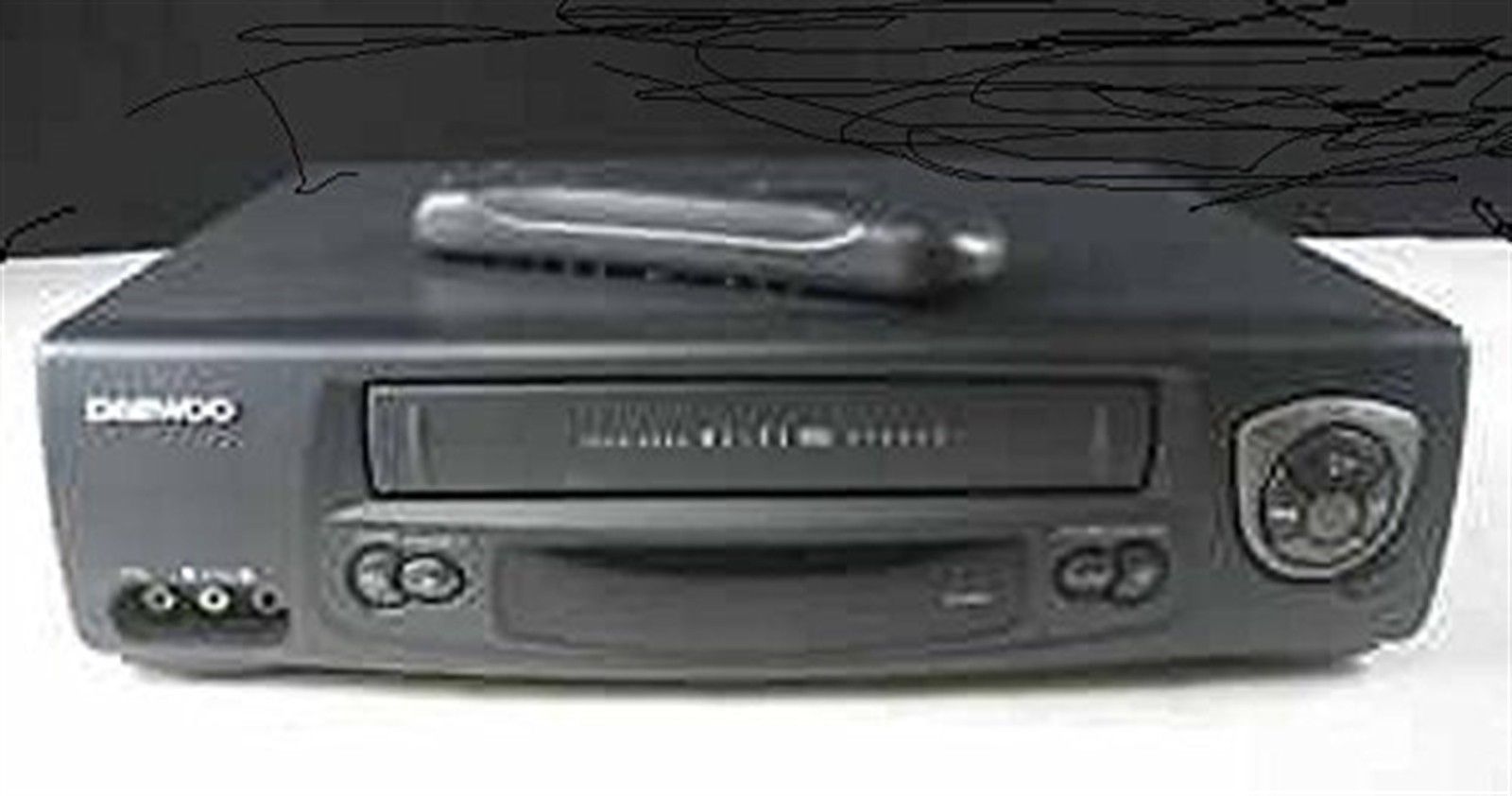 Daewoo 4 Head VCR w/ Tuner Built In Play Cassette Tapes VHS Recorder