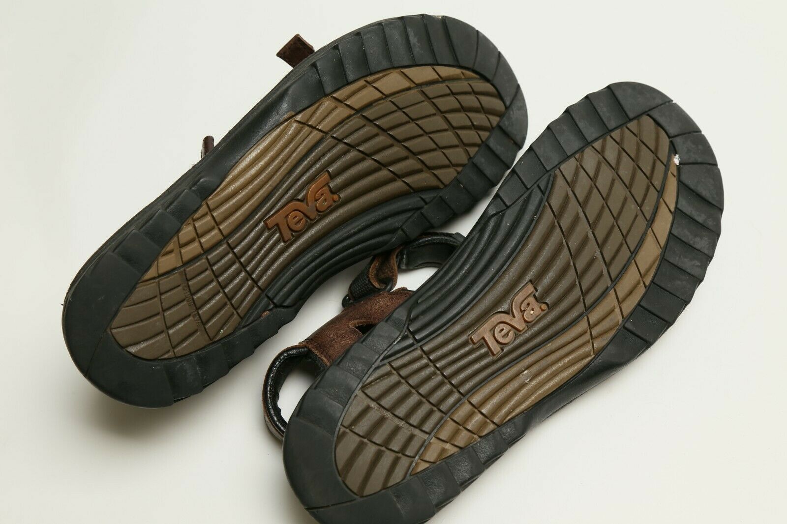Teva Men's Hiking Trail Strap Buckle Sandals Shoes Open Toe Brown US Size 11 - Sandals & Flip Flops