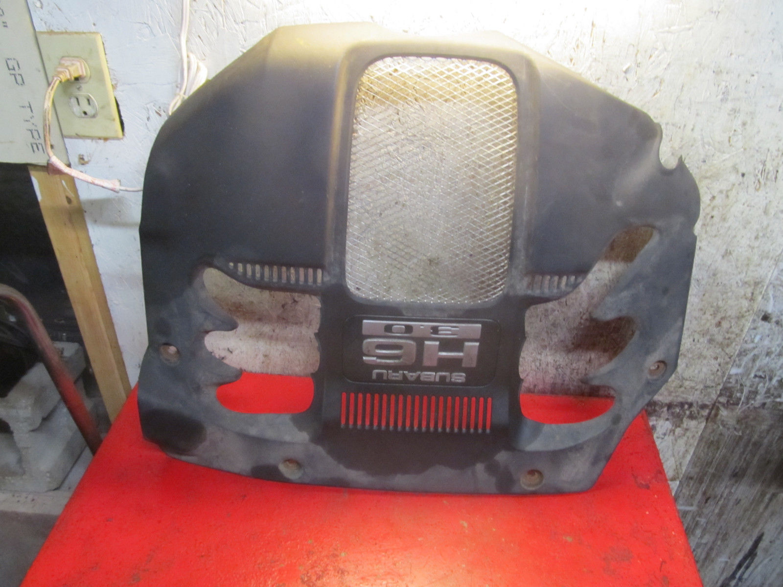00 01 02 Subaru Legacy outback H6 oem 3.0 v6 plastic engine cover Other