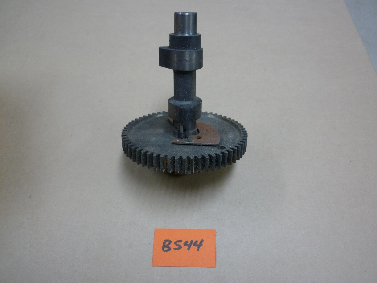 Tecumseh Camshaft (NOS/NIB} - Lawn Mowers, Parts & Accessories