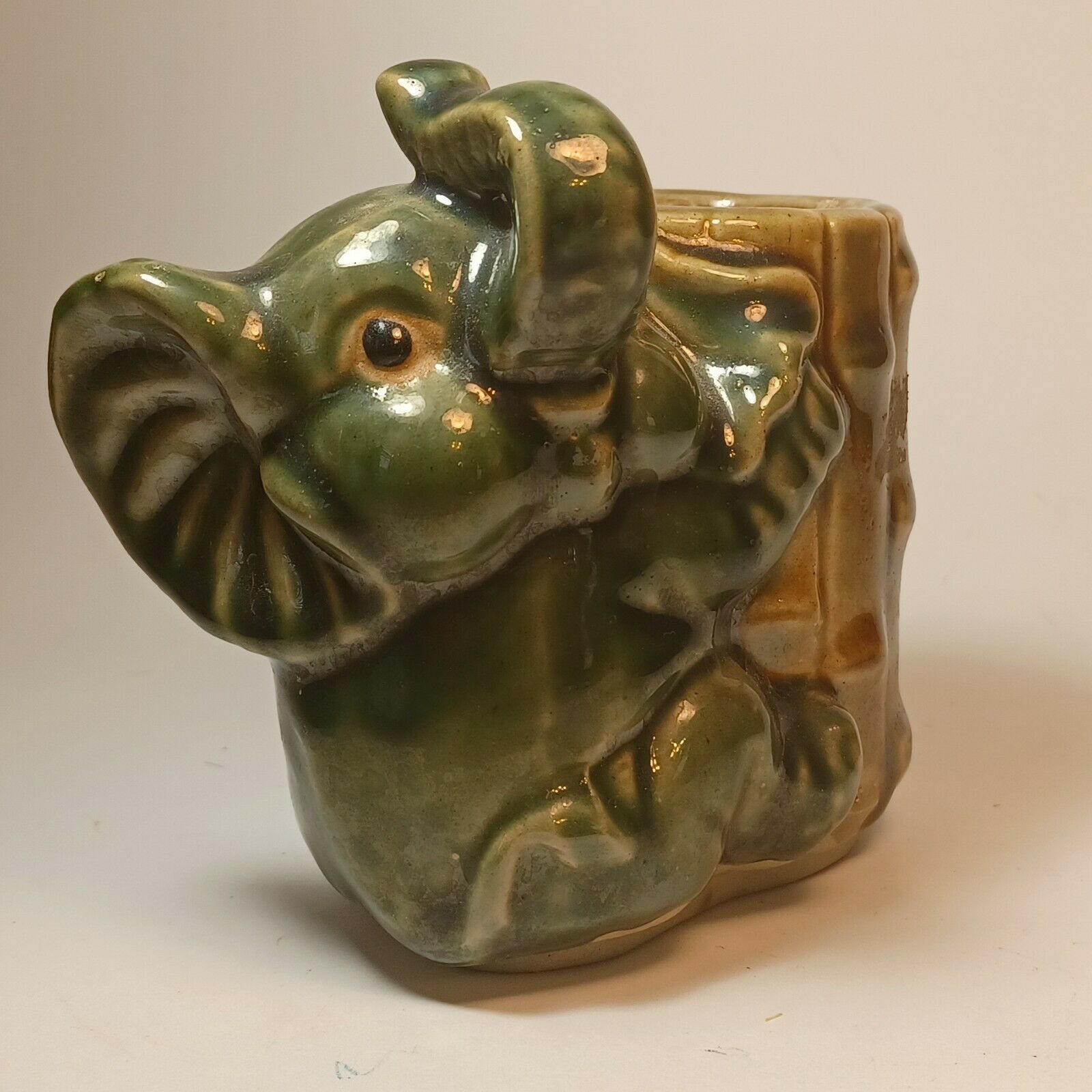 Ceramic Green Elephant Trunk Up with Bamboo Planter, Succulent Pot ...