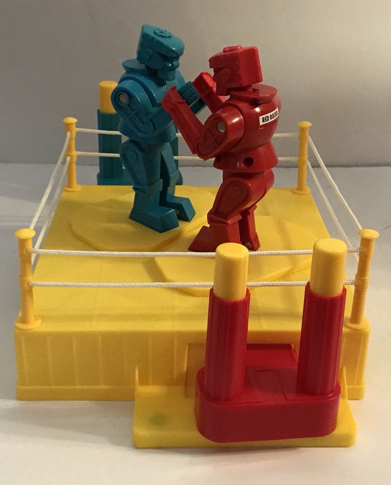 Rock'em Sock'em Robots Boxing Game 1970Now