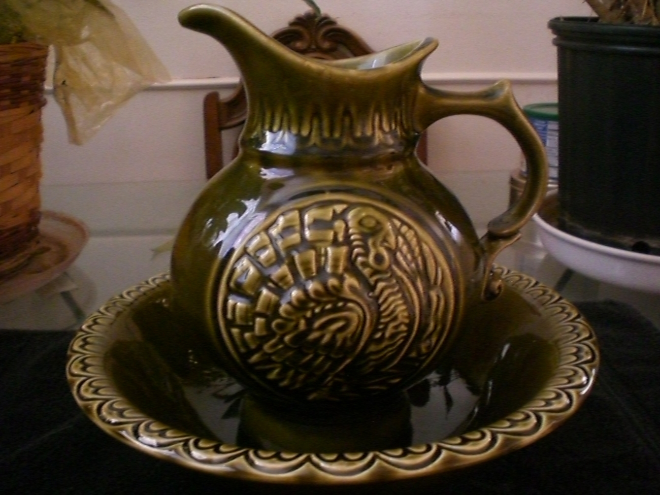 mccoy pottery pitcher and bowl value