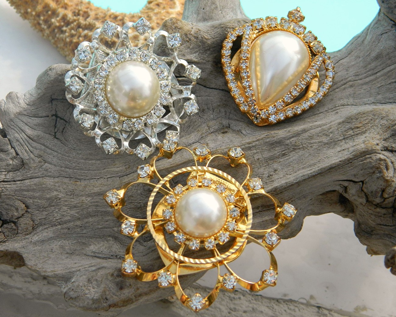 Primary image for Scarf Clips Rhinestones Faux Pearls Vintage Lot of 3 Ornate