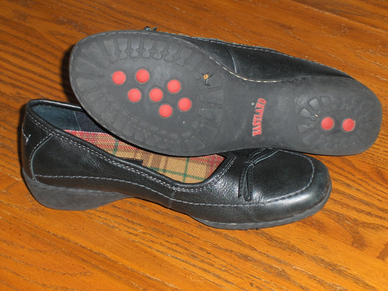 black leather women's eastland oxford shoe