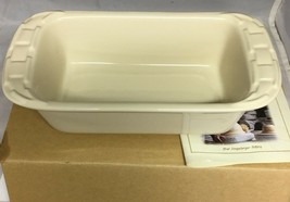 New In Box Longaberger Pottery Woven Traditions Ivory Small Loaf Dish - $21.51