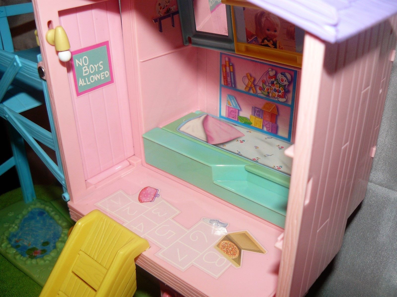 barbie kelly treehouse