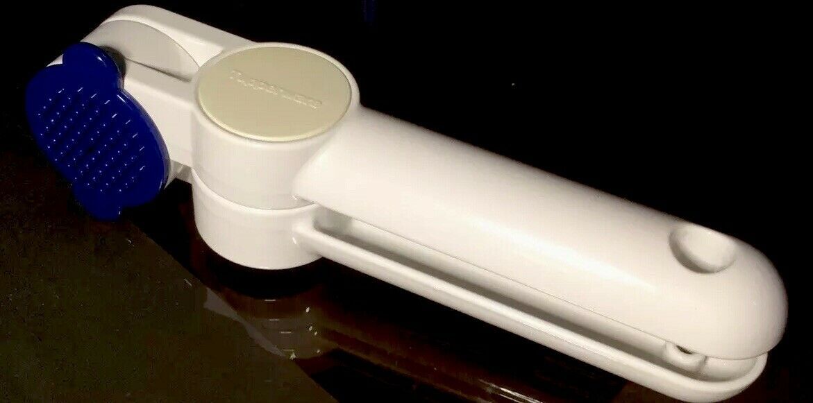 TUPPERWARE NEW VINTAGE GARLIC PRESS Other