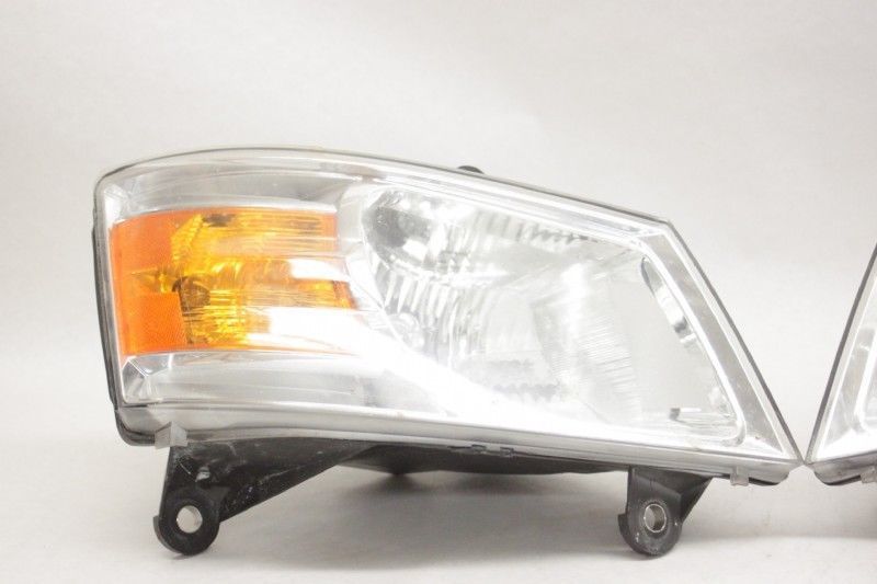 Chrysler/Dodge Valeo/Sylvania 30987 headlights Headlights