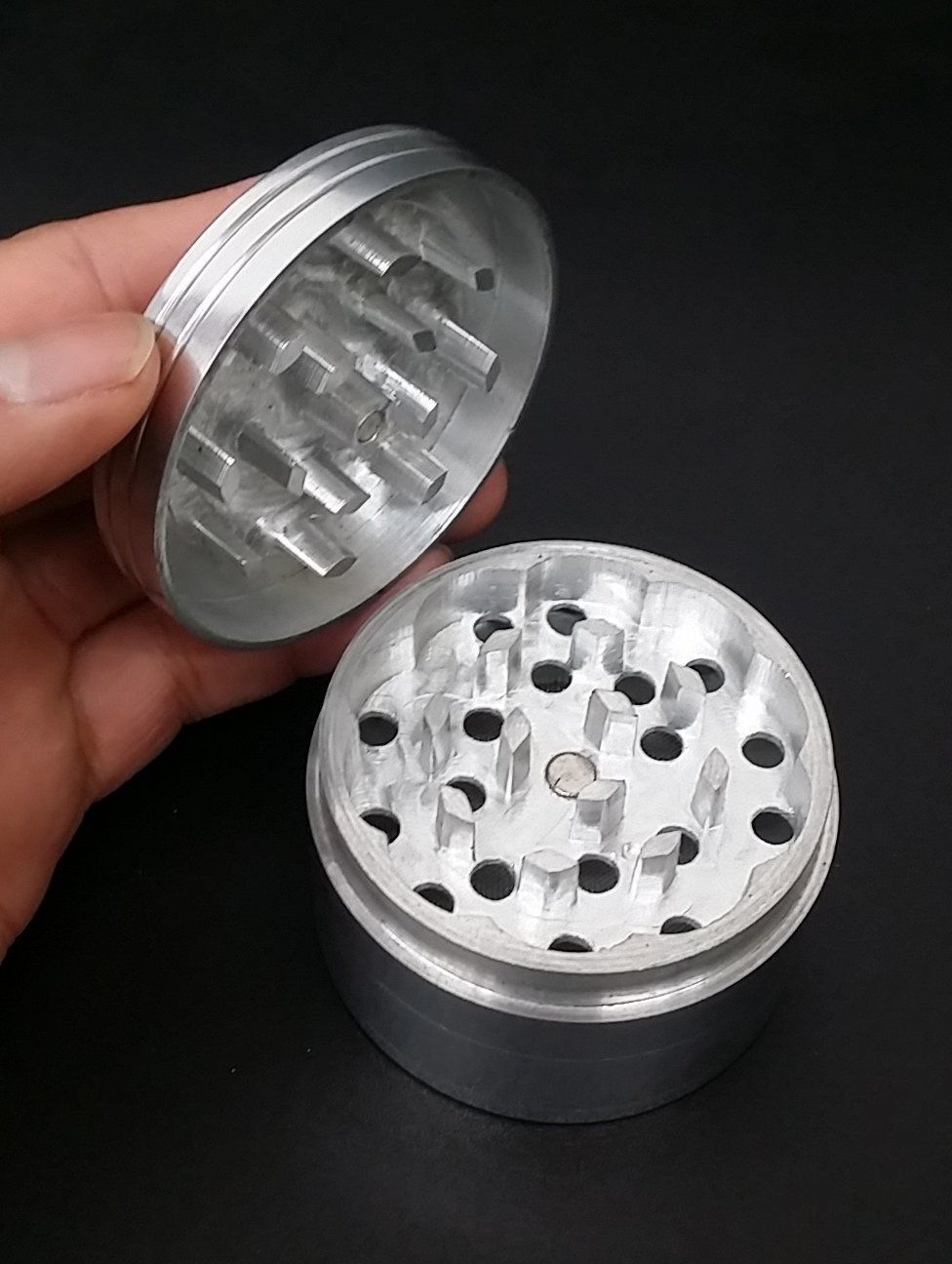 2.5/" 4PC Aluminum Sifter Magnetic Herb Grinder Christmas Design-003