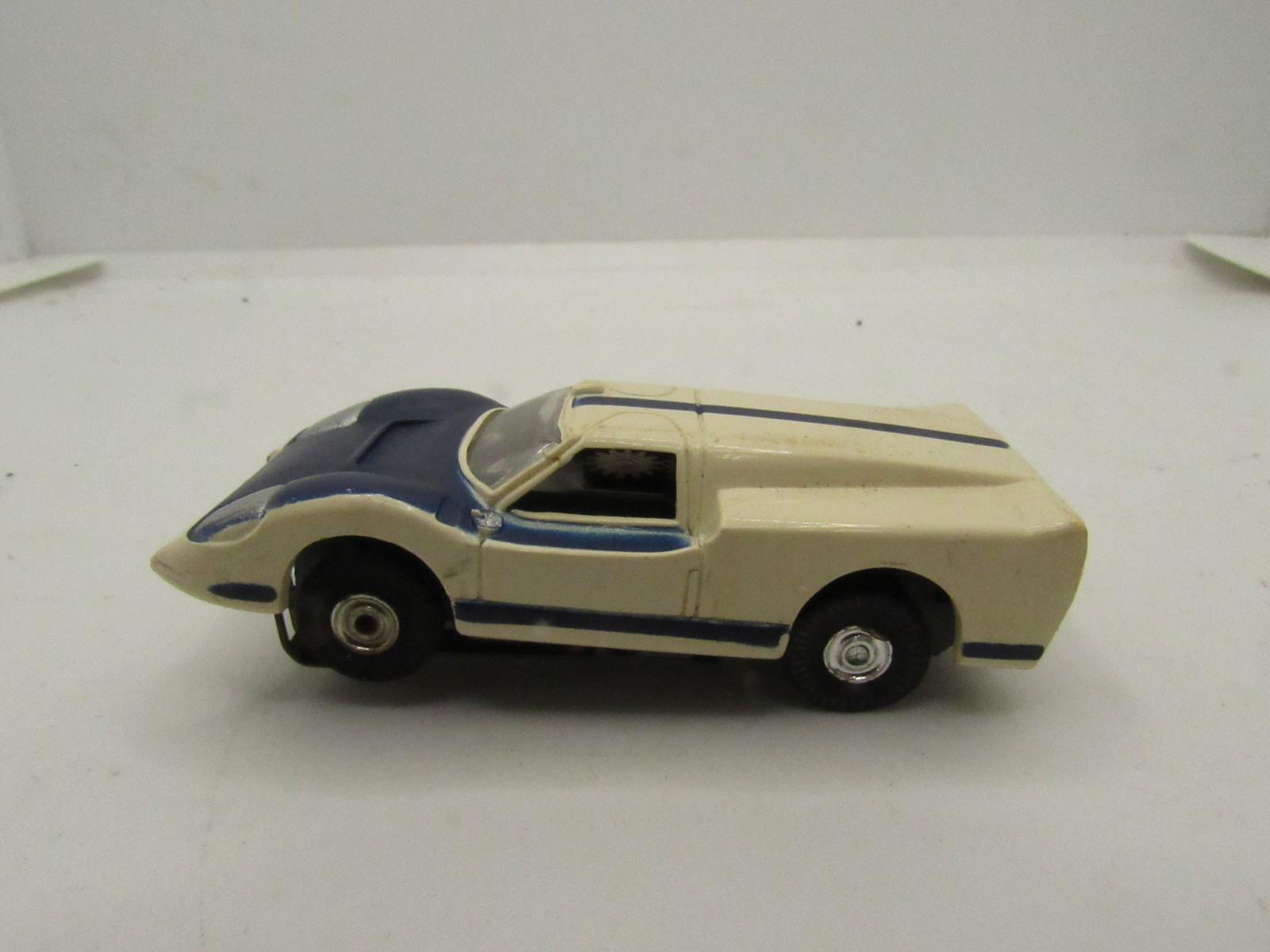 AURORA HO SLOT CAR Pre1970