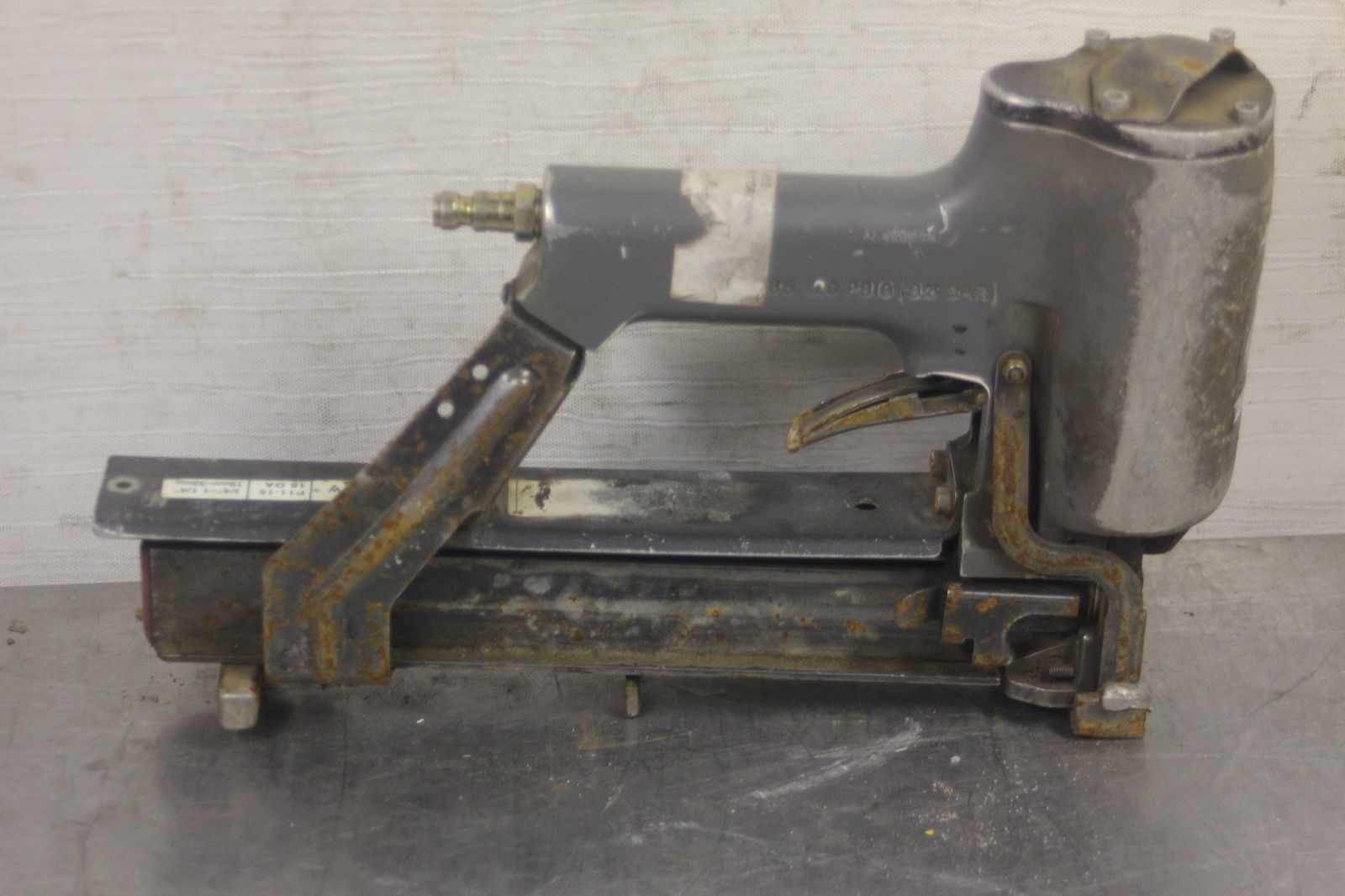 Senco PW Roofing Staple Gun Staplers