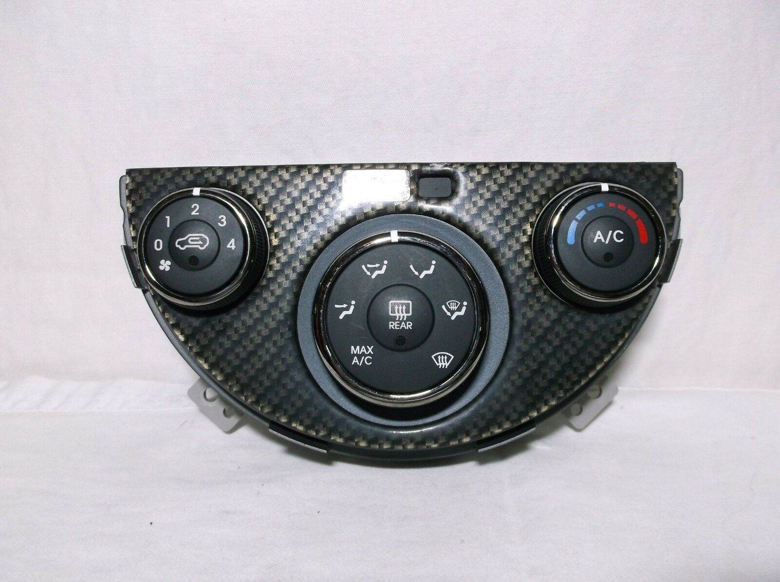 1011 KIA SOUL/MANUAL TEMPERATURE/ CLIMATE/ CONTROLS/ HVAC A/C