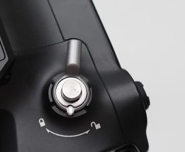 DJI RS 2 Pro Combo 3-Axis Gimbal Camera Stabilizer - Black image 3