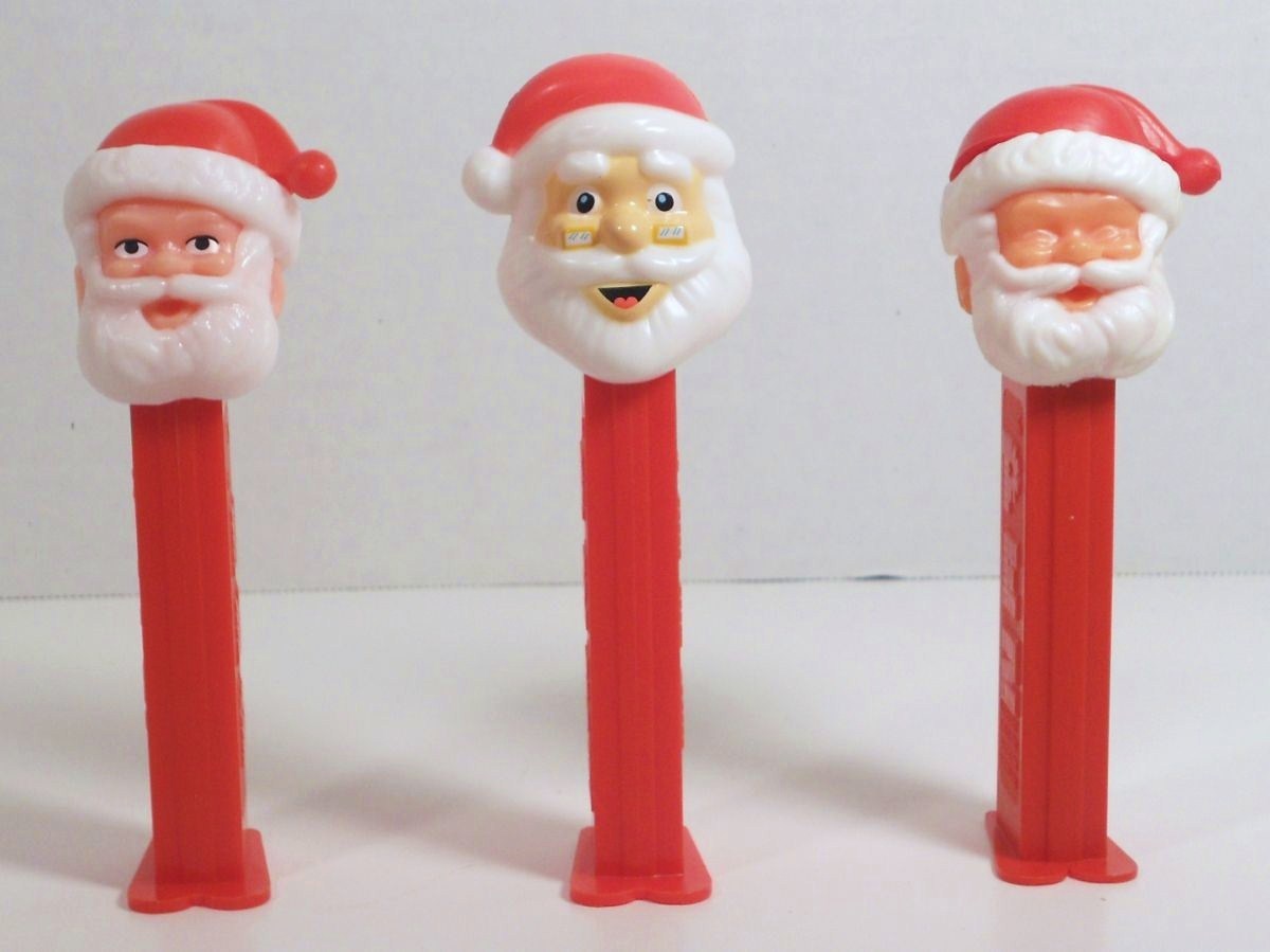 PEZ Santa variations Santa C open eyes, 3.9 closed eyes thin feet, & a ...