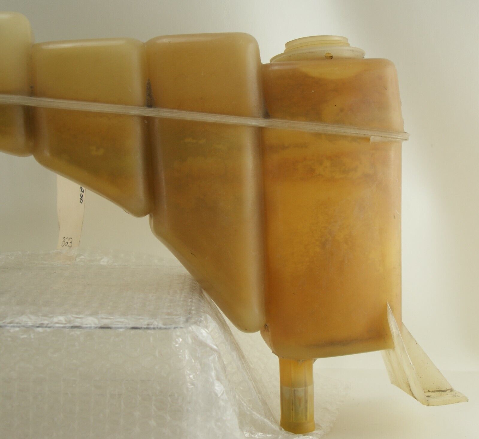 9907 Ford F250 F350 Radiator Overflow coolant Fluid Reservoir 323