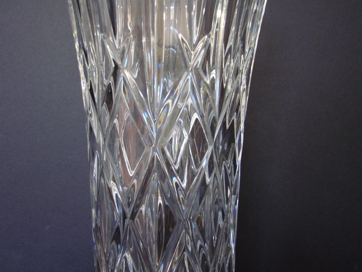 Large Lead Crystal Vase With Diamond Cut Design Crystal