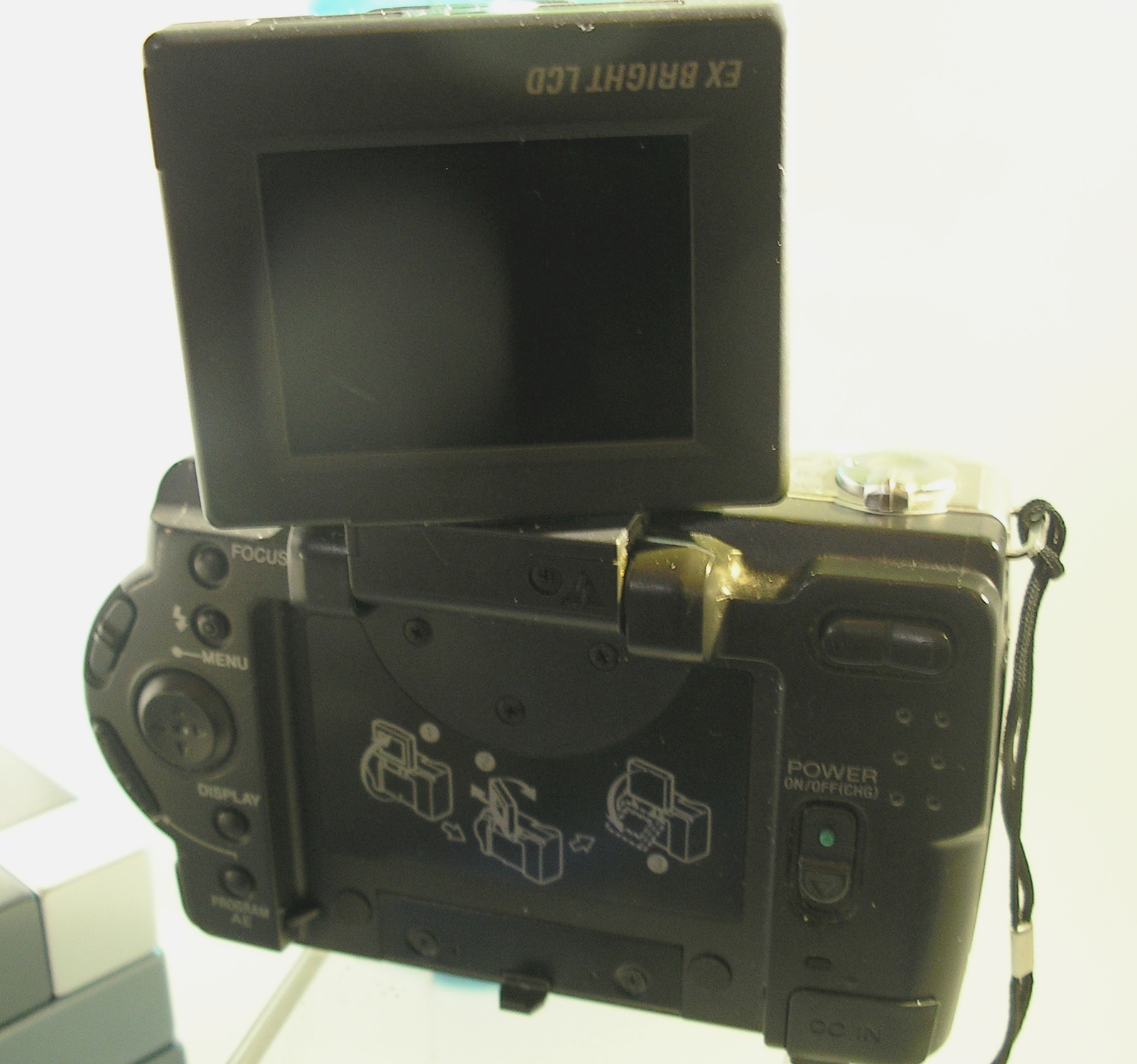 Sony DSCS50 2MP Cybershot Digital Camera with 3x Optical Zoom