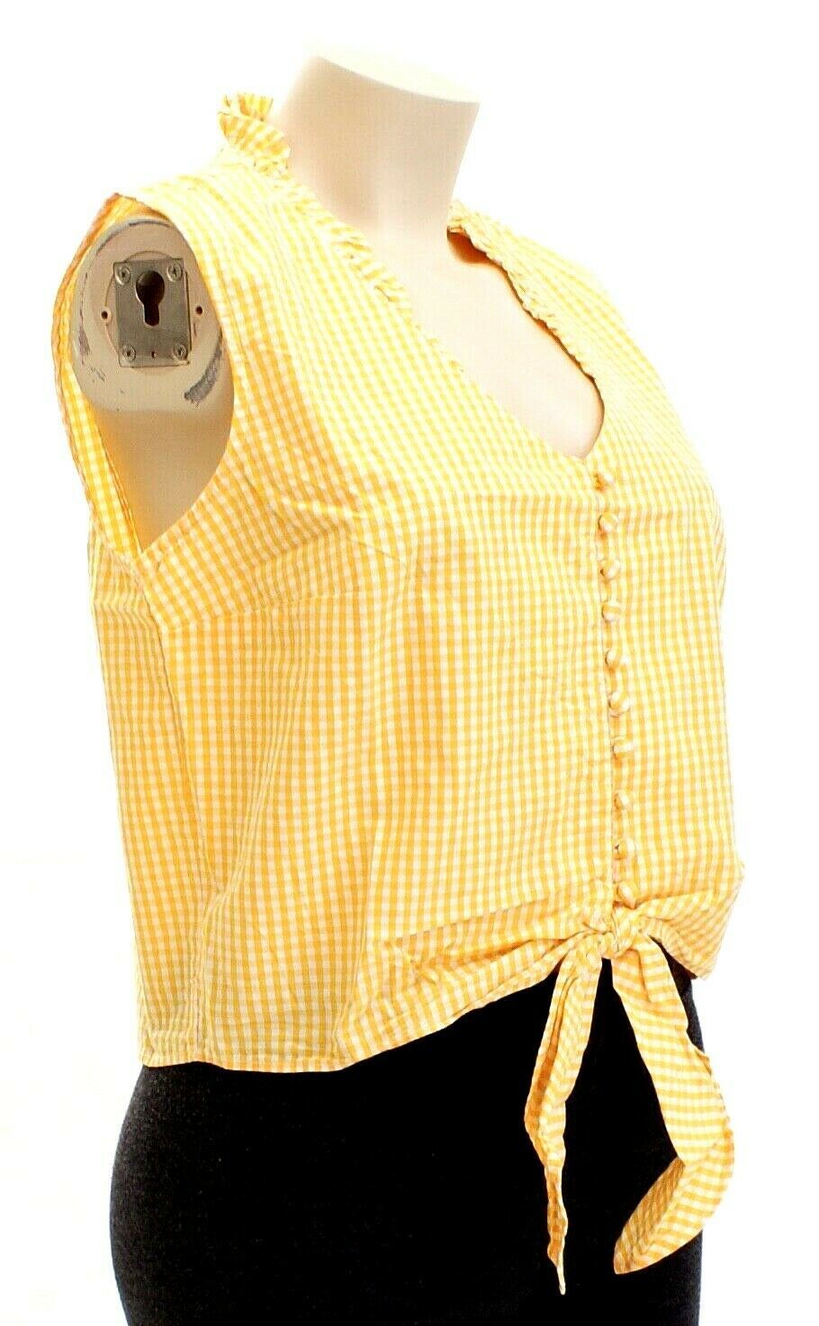 yellow chequered shirt