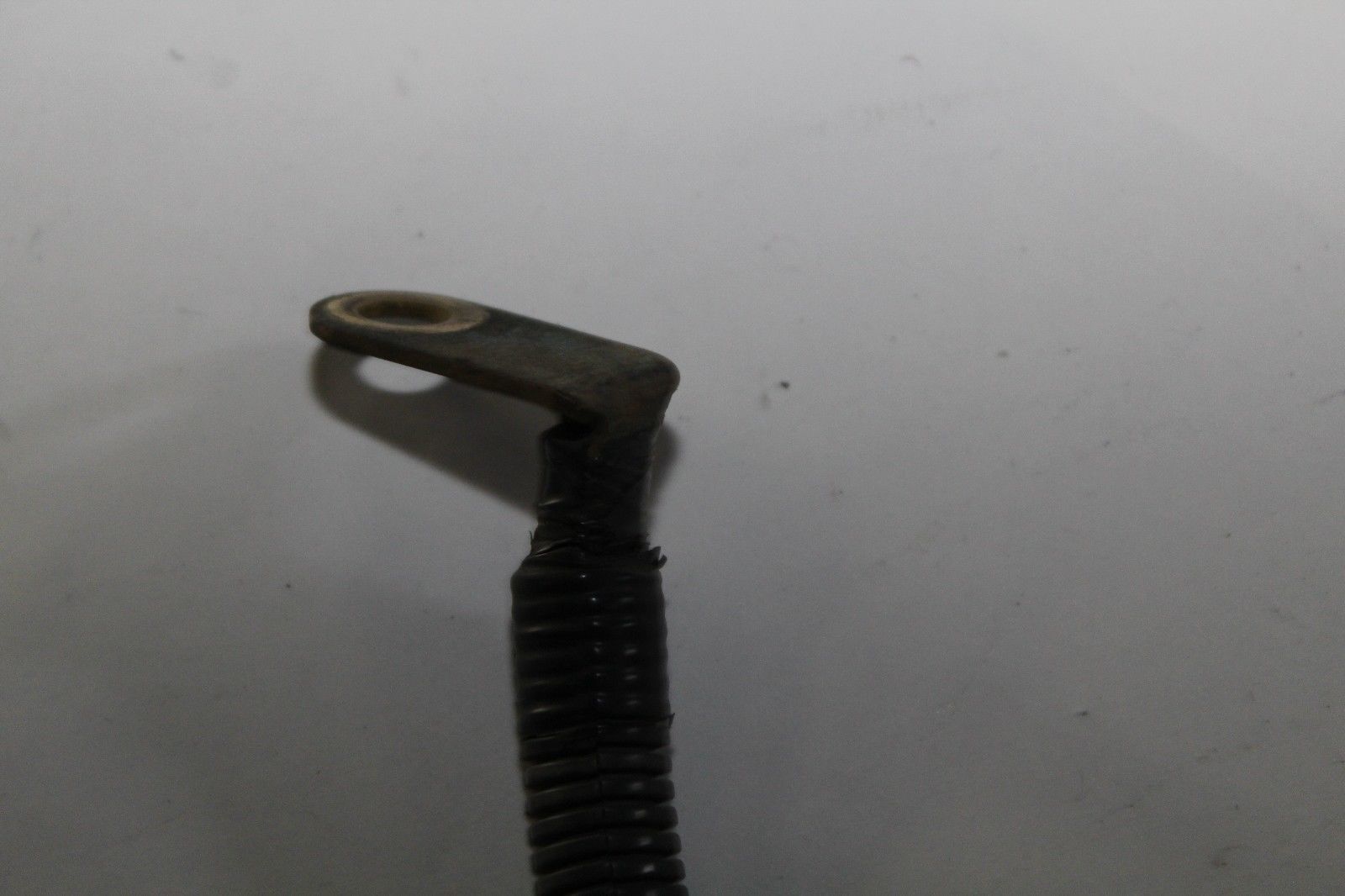 2003-2004 INFINITI G35 SEDAN ENGINE CHASSIS GROUND CABLE 3433- Battery