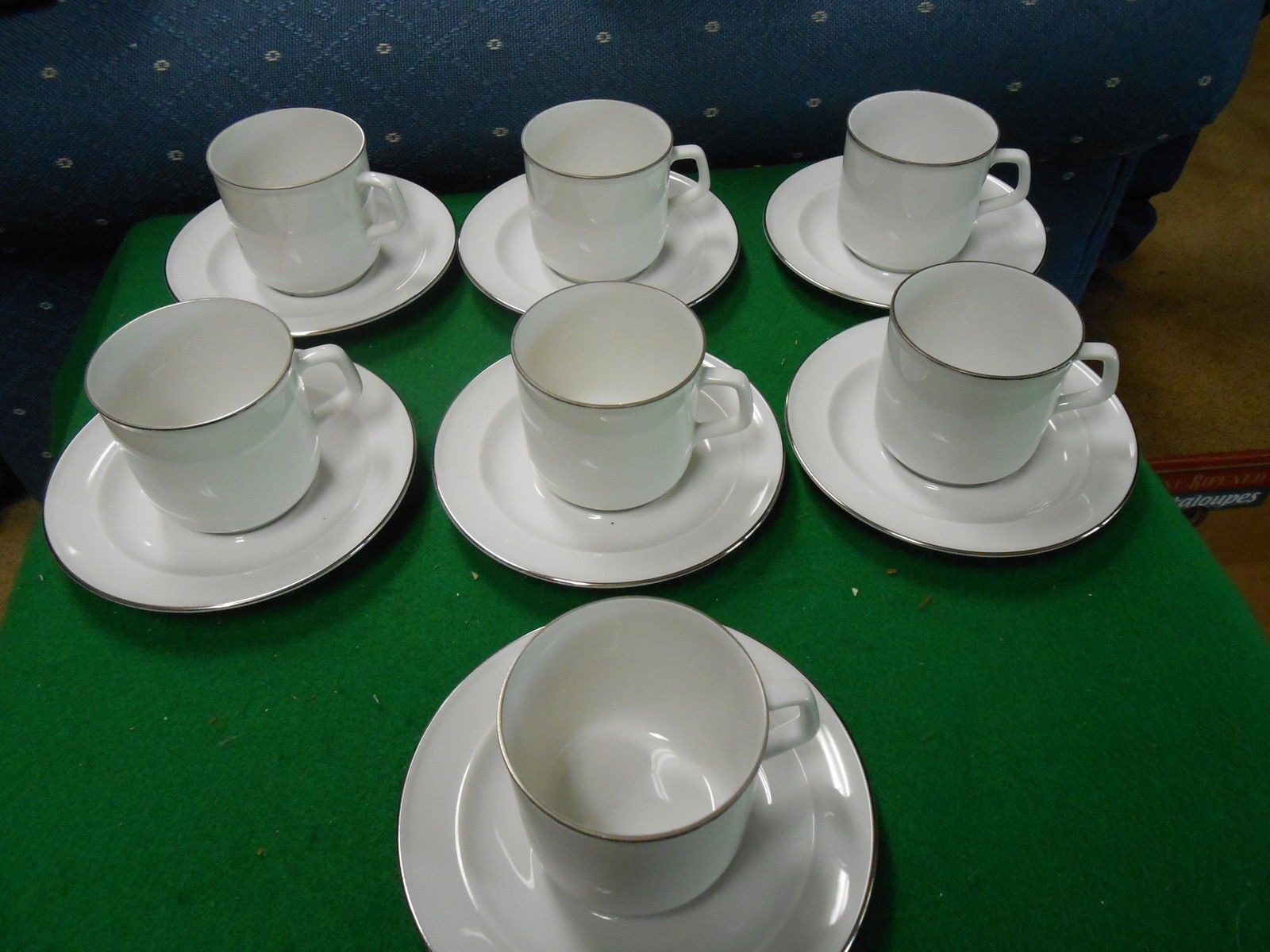 Magnificent KAISER W.Germany Porcelain Set of 6 CUPS AND SAUCERS...1