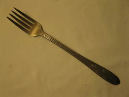 National Silver 1937 Rose &amp; Leaf Pattern Silver Plated 7.5&quot; Table Fork #1 - $8.00