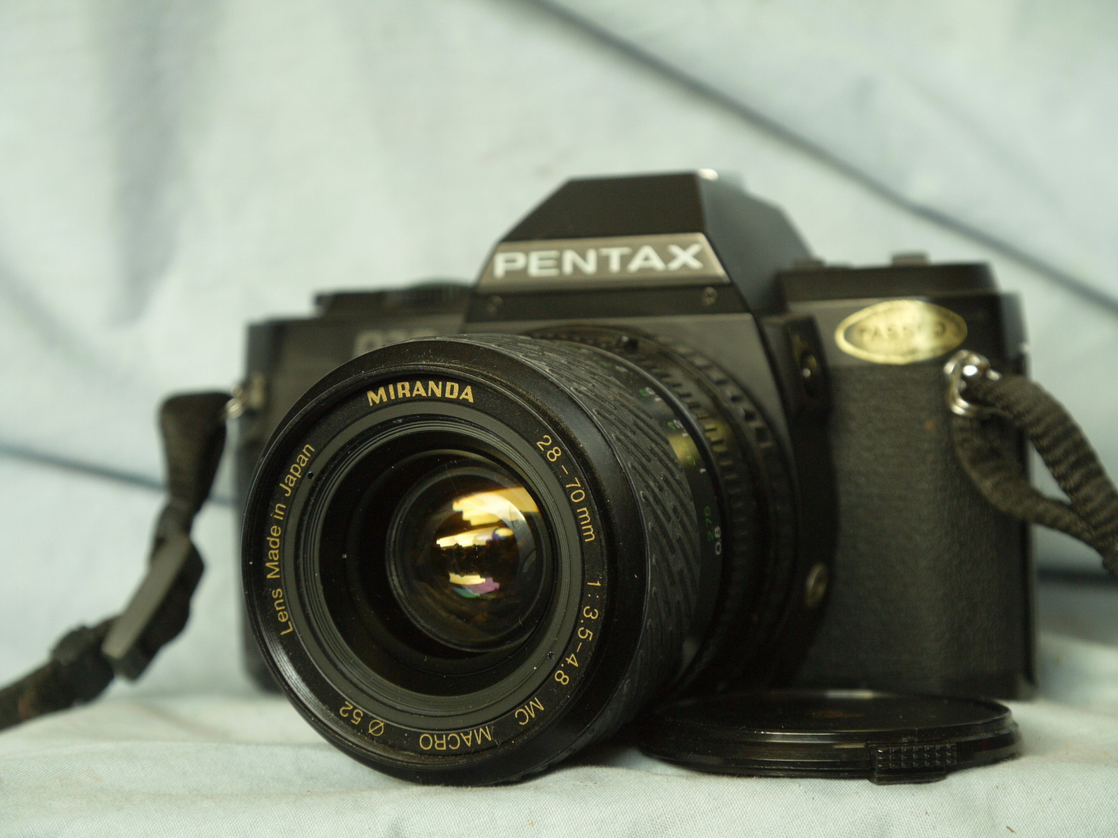Pentax P30 35mm SLR Camera c/w 2870mm Zoom Macro Lens Nice Set