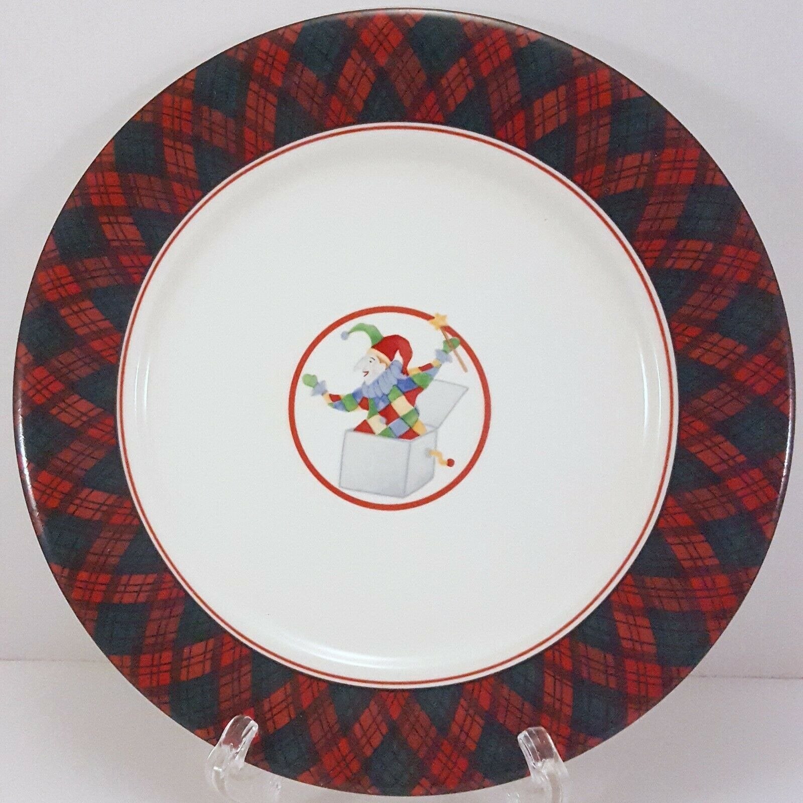 Arita Tartan Salad Plates Set of 6 Christmas Accent Plates Red Green Plaid 75/8 Made in Japan