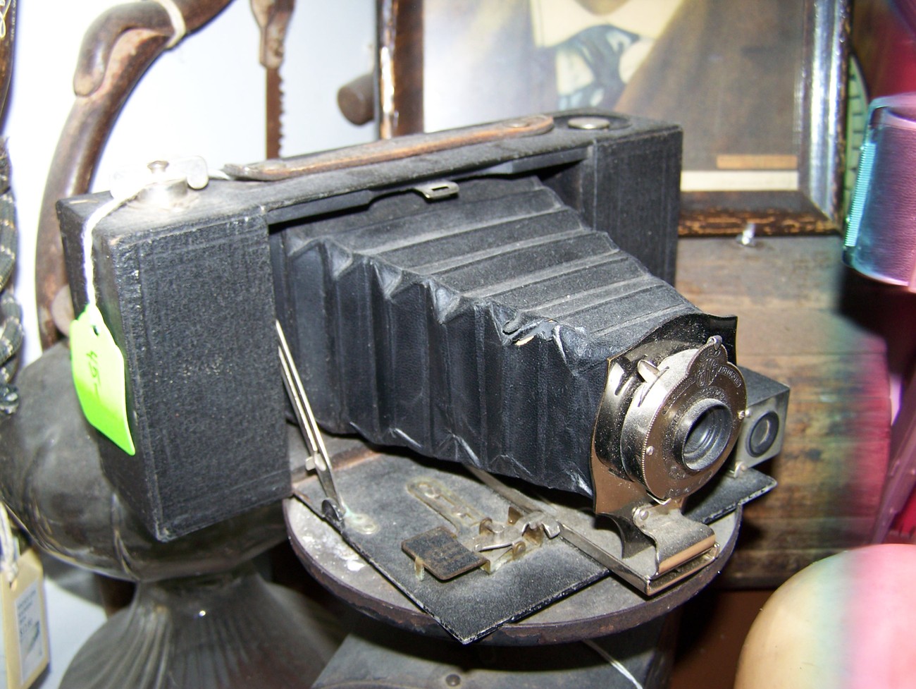 Antique Kodak Brownie automatic box camera Antiques