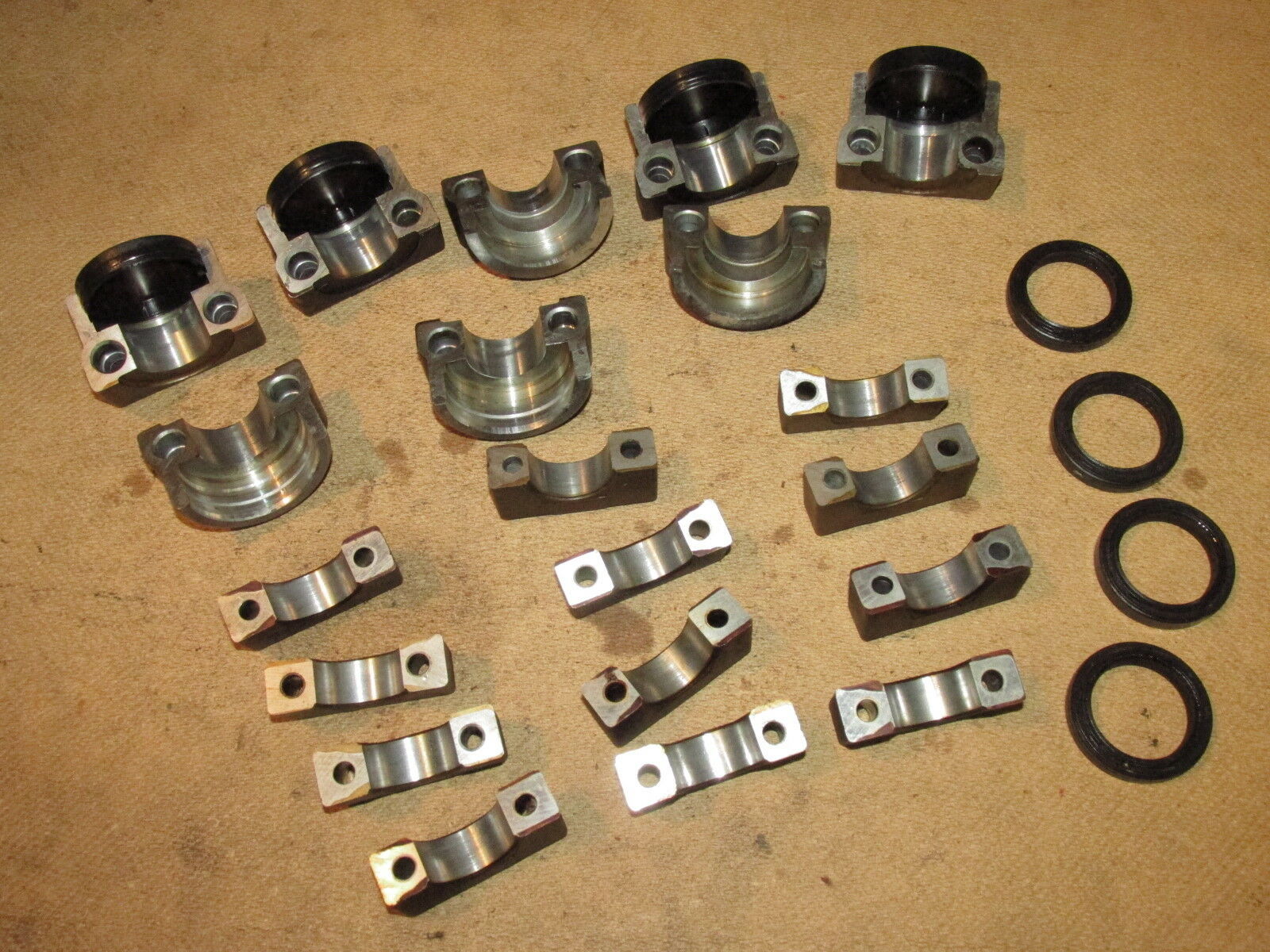 Fit For 19941997 Mitsubishi 3000GT Engine Camshaft Bearing Cap DOHC