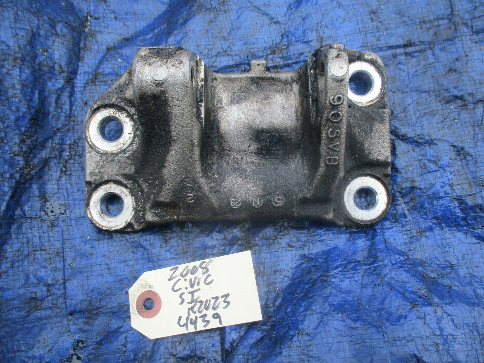 0611 Honda Civic K20Z3 oil pan mounting bracket OEM motor mount