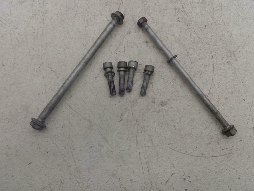 BMW MOTOR MOUNT BOLT BOLTS PIN SCREW 19992006 R1150 GS/R/RS/RT R850R