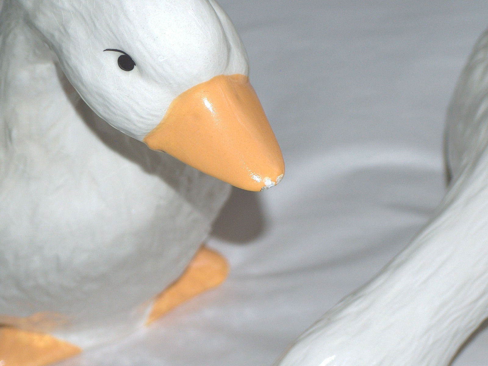 Two (2) 1987 Scioto Ceramic Duck Pottery Pair Set White Yellow - Other ...