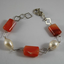 .925 RHODIUM SILVER BRACELET WITH BAROQUE WHITE PEARLS AND ORANGE AGATE image 1