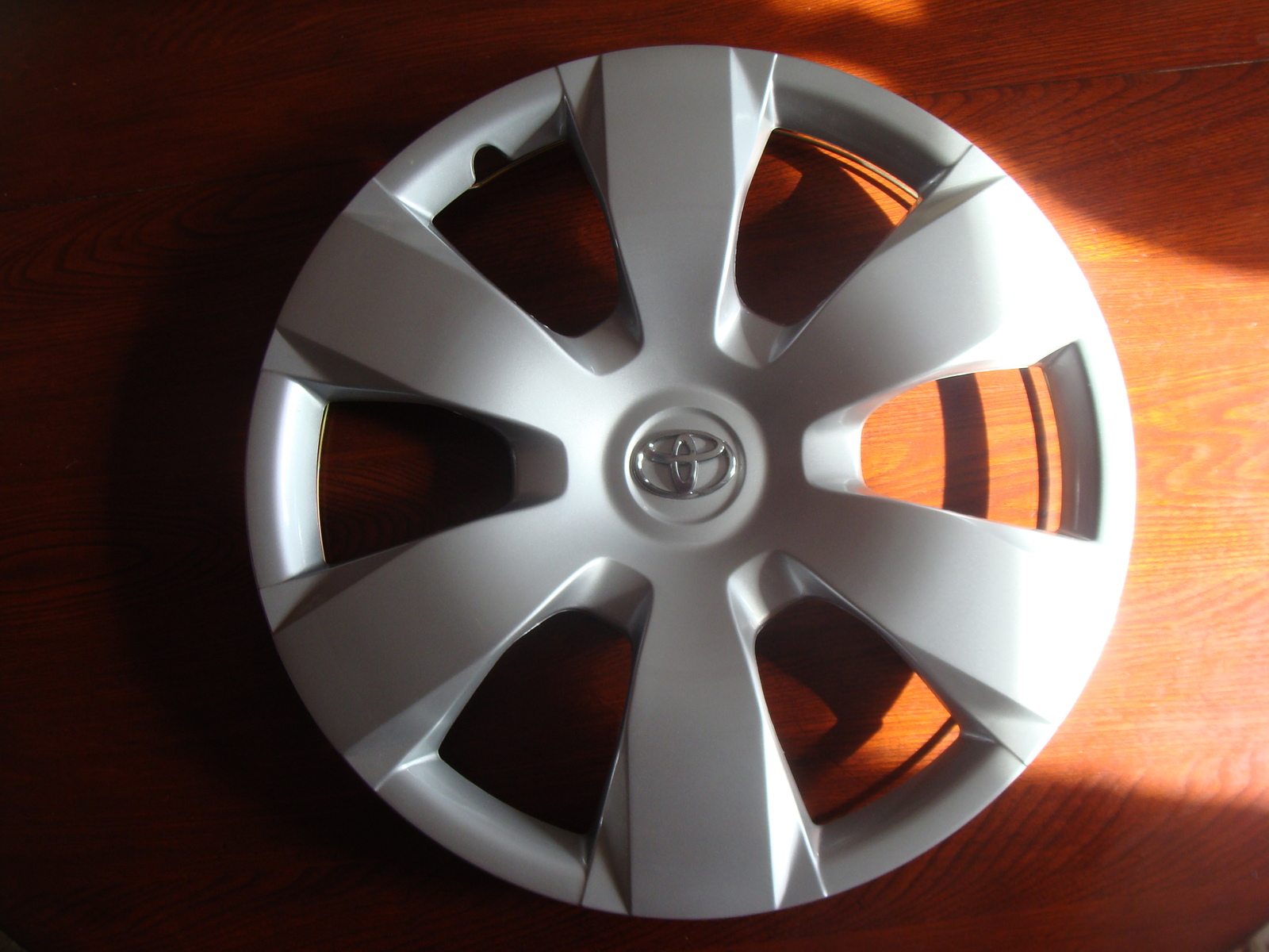 hubcaps for a 2007 toyota camry