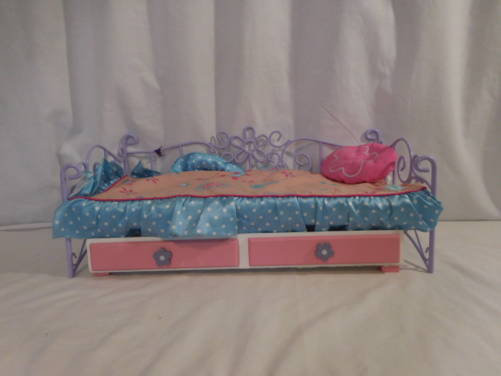 battat doll bed