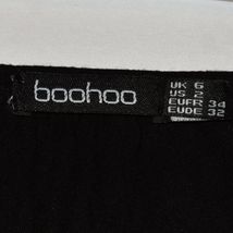 Boohoo Women's Black Crop Tube Boob Top Size 2 image 3