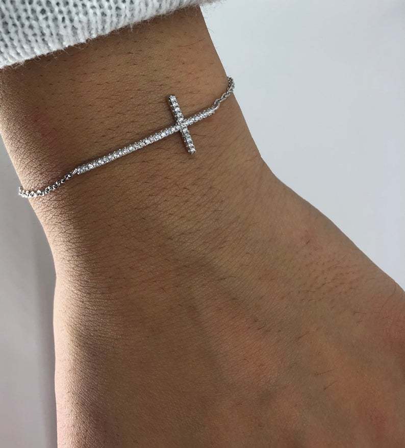 1.5Ct Round Sim Diamond Womens Cross Charm Bracelet 14k White Gold