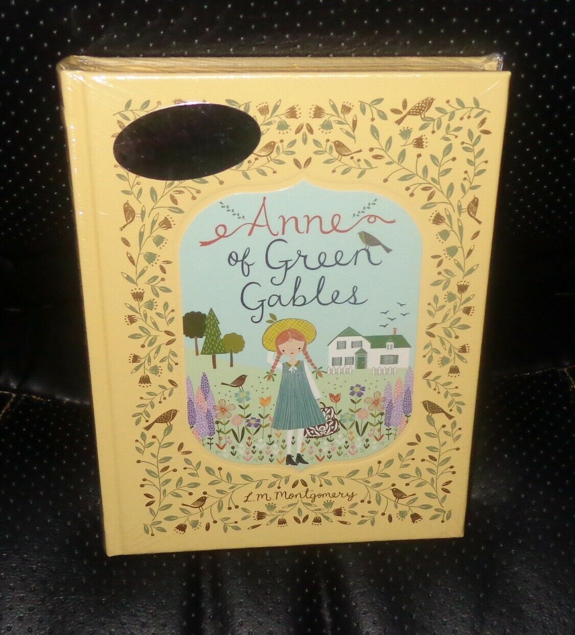 anne of green gables by lm montgomery