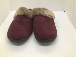 Isotoner Women's Burgundy Microsuede Faux-Fur Clog Slipper Size 9.5-10 - $26.48