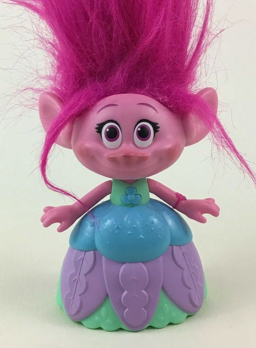 Trolls Hair in the Air Dolls Poppy 16