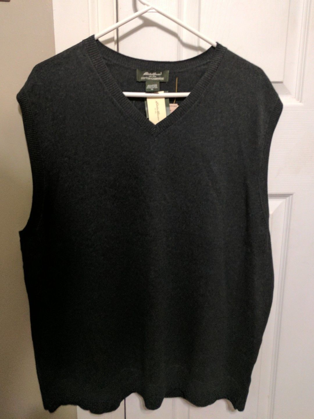 Eddie Bauer cotton cashmere sweater Mens size XL grey v-neck nwt - Sweaters