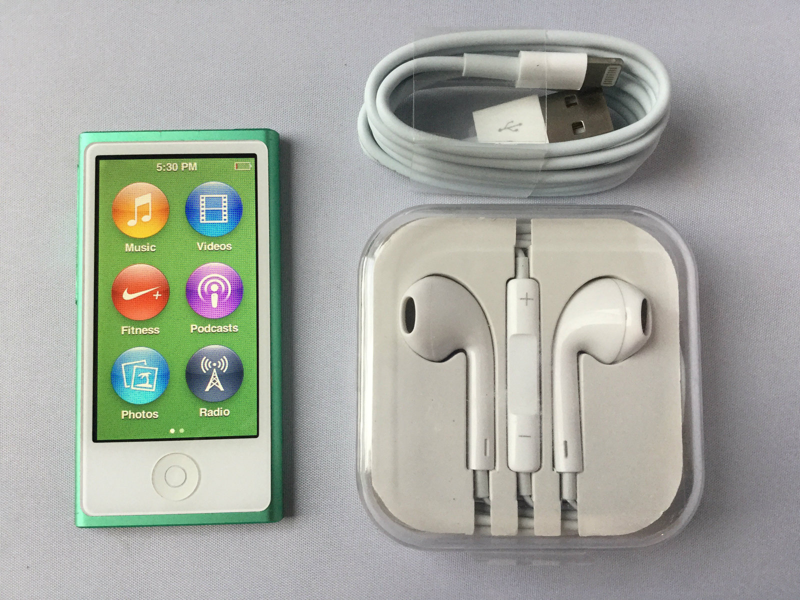 Apple Ipods Nano 7th Generation 16gb Green mint - iPods & MP3 Players