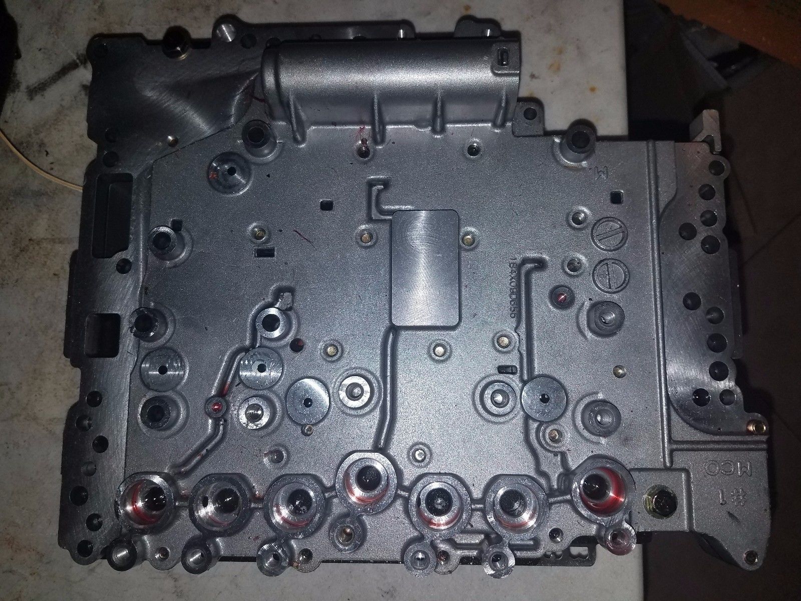 RE5RO5A NISSAN PATHFINDER VALVE BODY NO SOLENOIDS OR TCMNICE&CLEAN