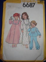 Simplicity Child’s Robe Nightgown & Pajamas Size  5 #6687  - $4.99