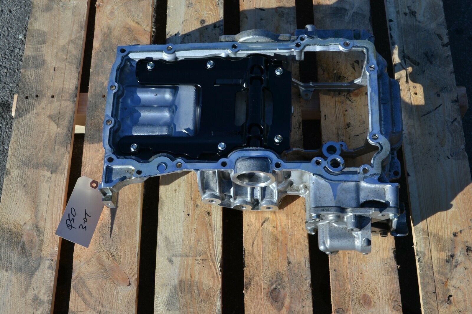 2016-2020 Infiniti Q50 Q60 3.0L AWD Upper Oil Pan VR30 Twin Turbo - Other