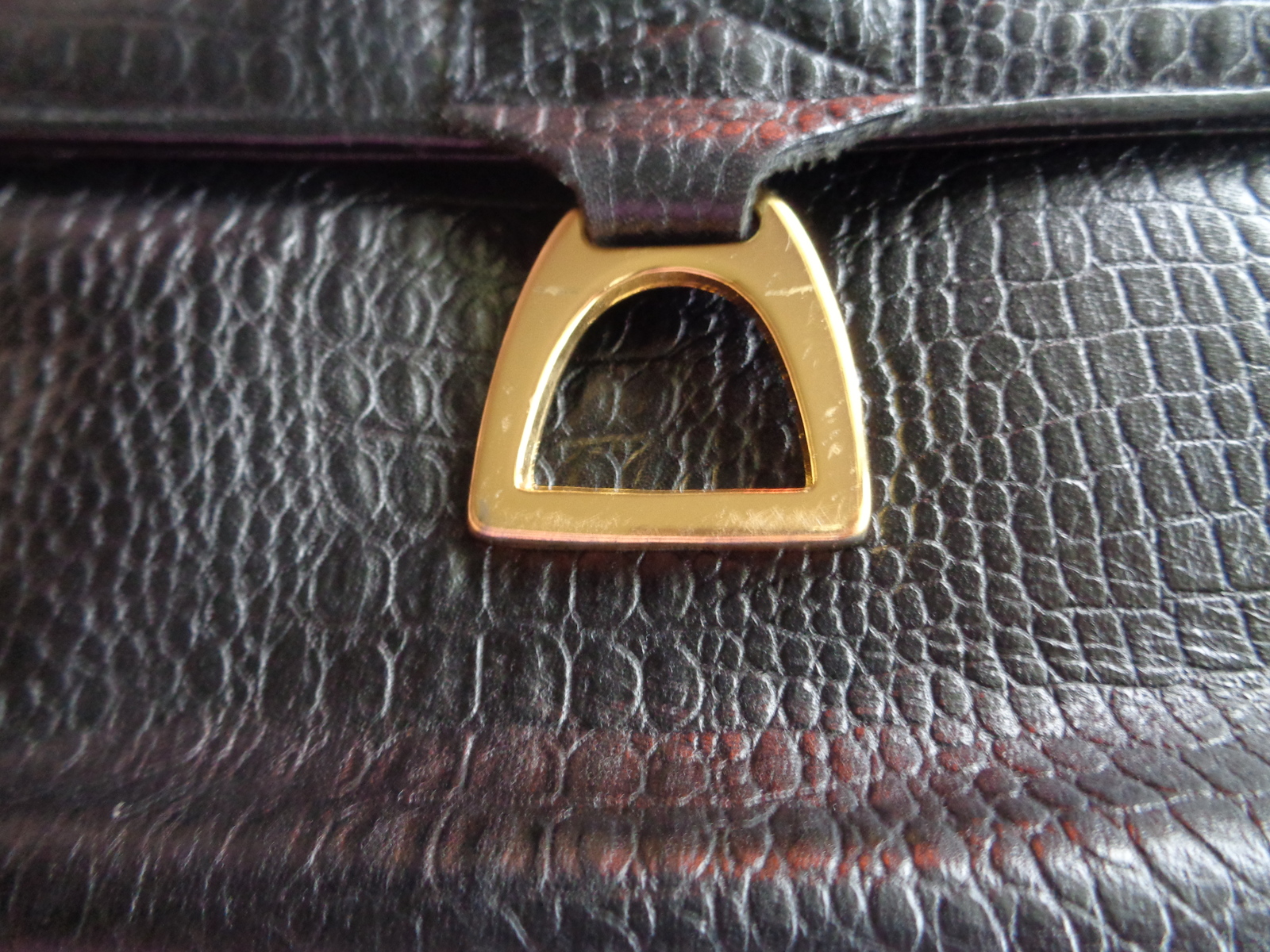 Esquire Shoulder Bag Purse Black Leather Handbag Croc Detail Adjustable ...