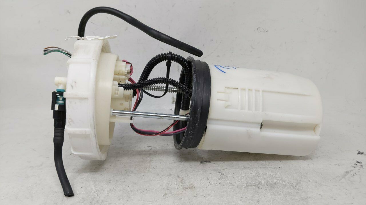 20152017 Honda Fit Electrical Gas Fuel Pump Assembly 49772 Fuel Pumps