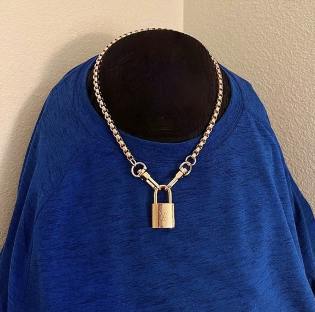 New Louis Vuitton Gold-Tone Lock with 18 Box Link Chain Necklace