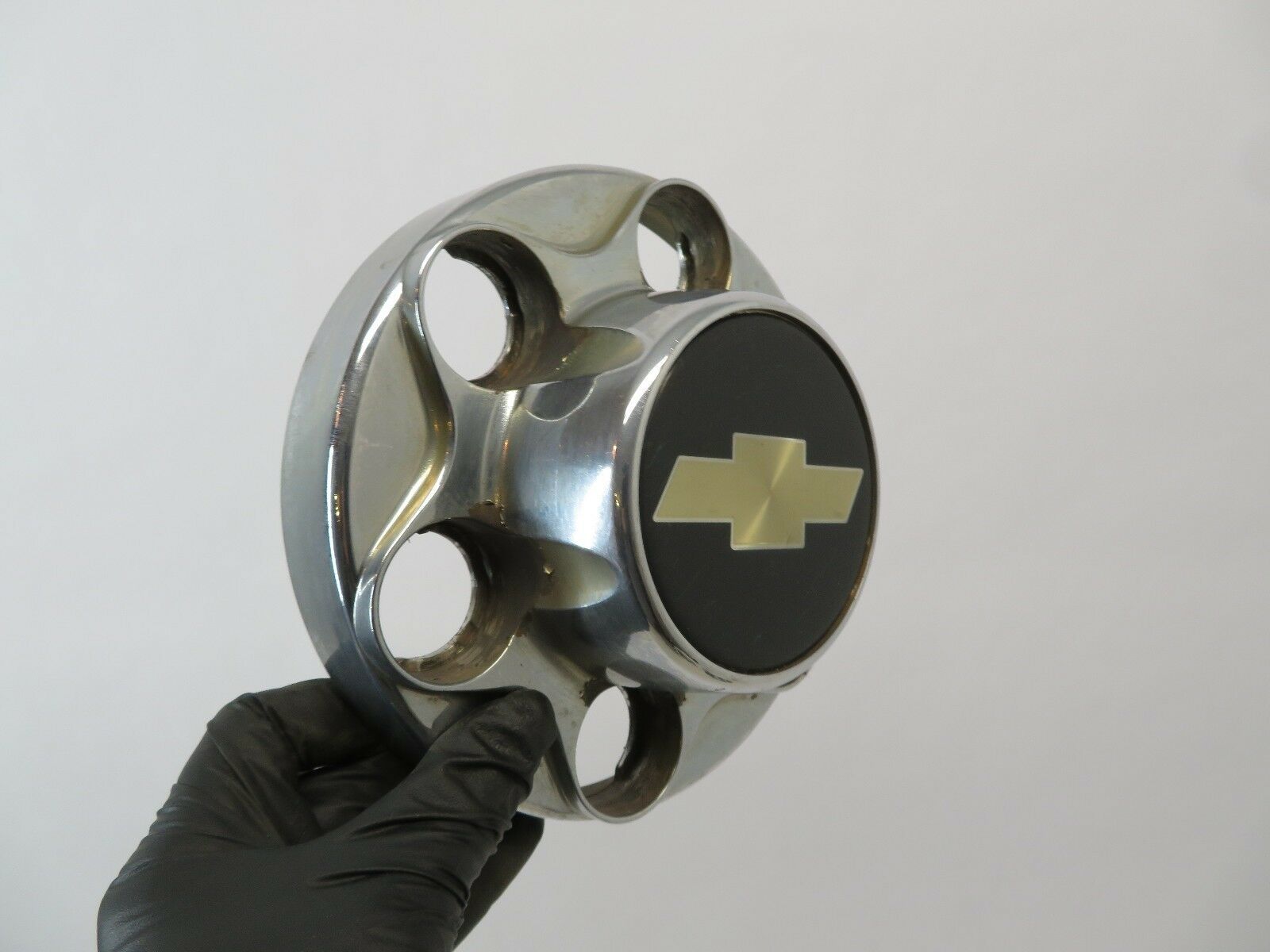 221M CHEVY SILVERADO 1500 89 90 91 92 93 94 CENTER WHEEL COVER HUB CAP